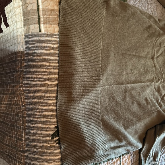 Duluth Trading Company shirt - Picture 5 of 6